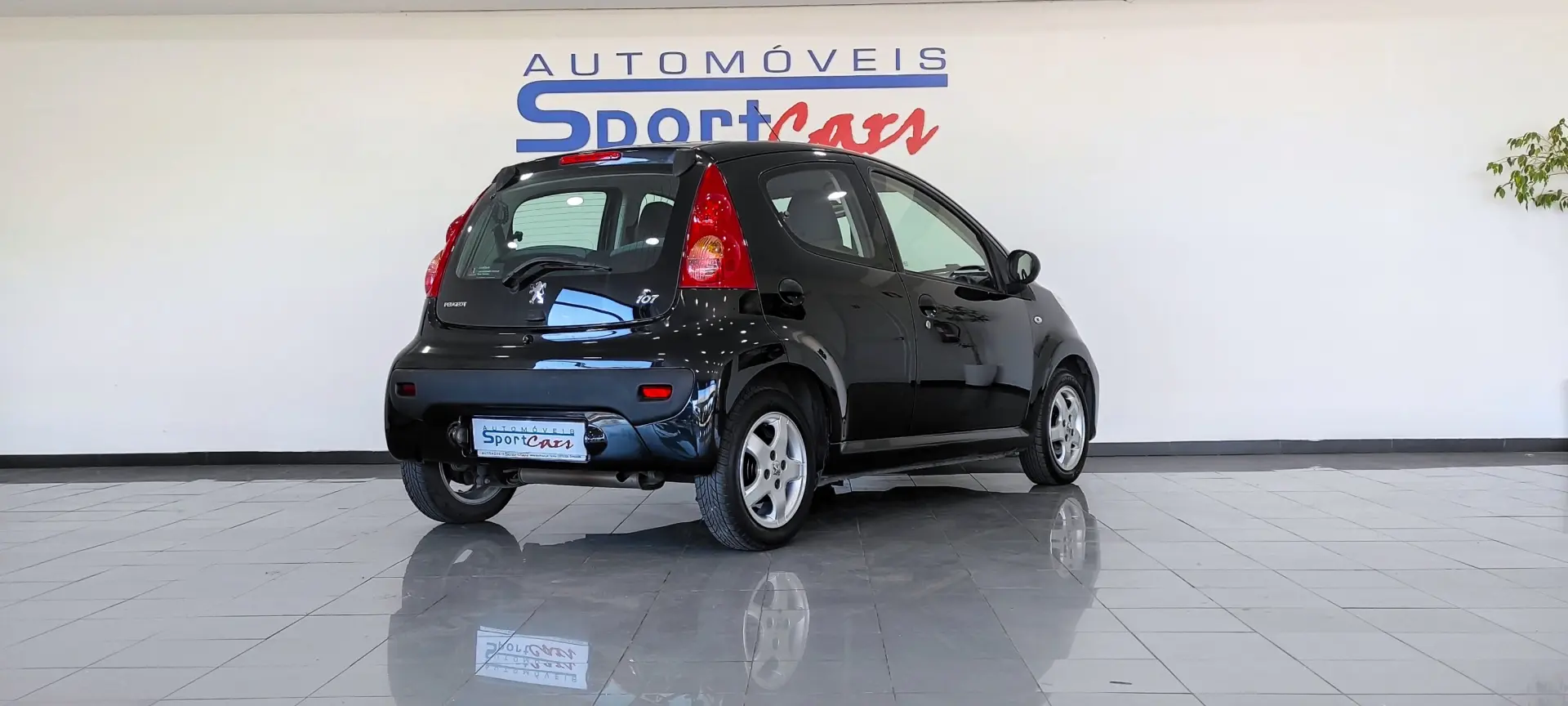 Peugeot 107 1.0 Urban 12