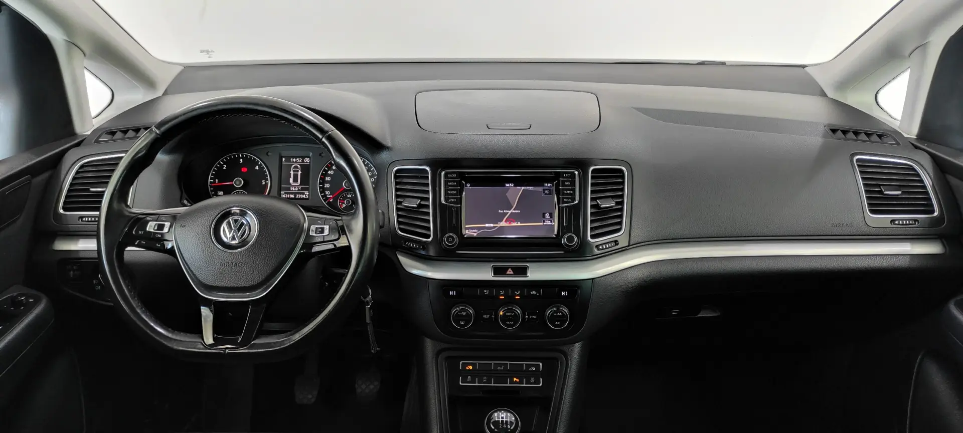 Volkswagen Sharan 2.0 TDI Trendline 29