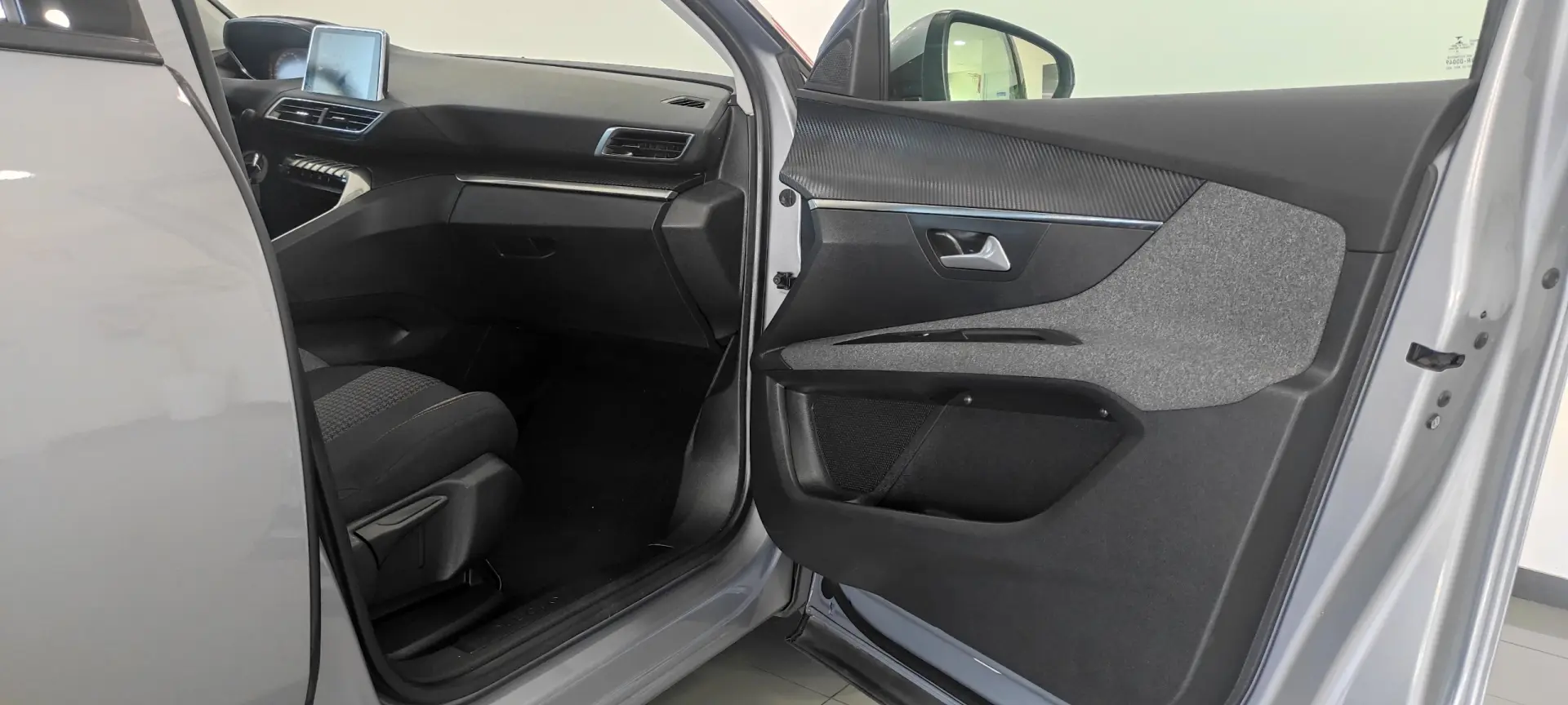 Peugeot 3008 1.5 BlueHDi Active 21