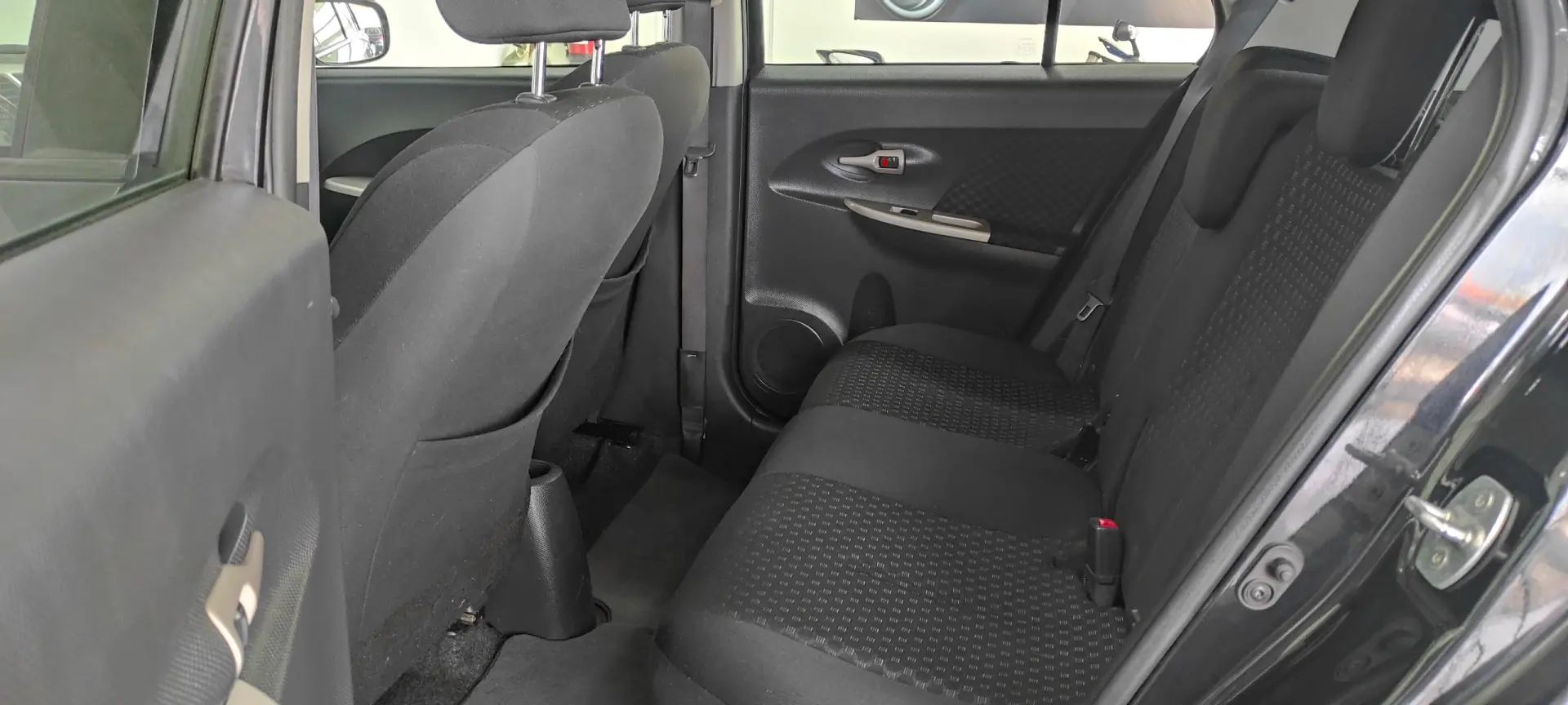 Toyota Urban Cruiser Outro 18