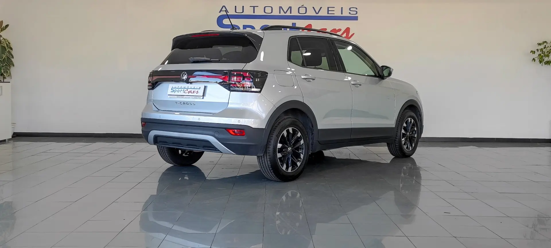Volkswagen T-Cross 1.0 TSI Urban 13