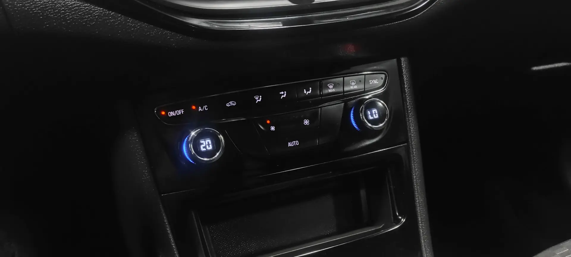 Opel Astra 1.2 Turbo 28