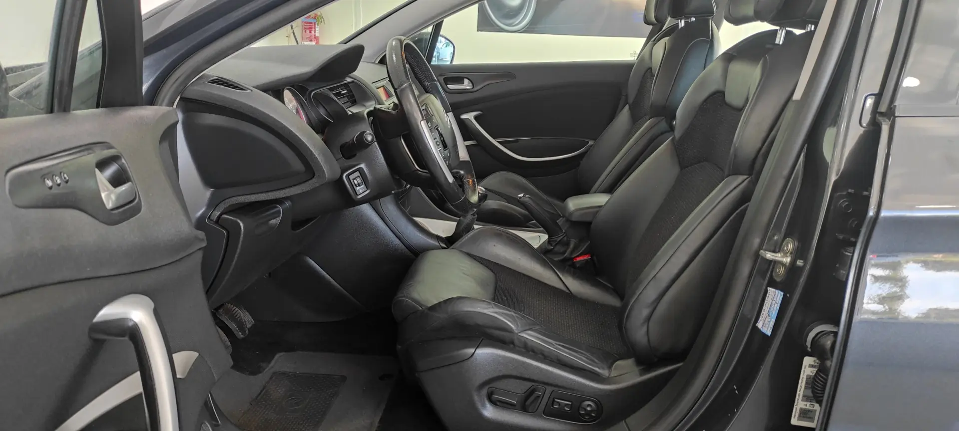 Citroen C5 1.6 HDi VTR 16