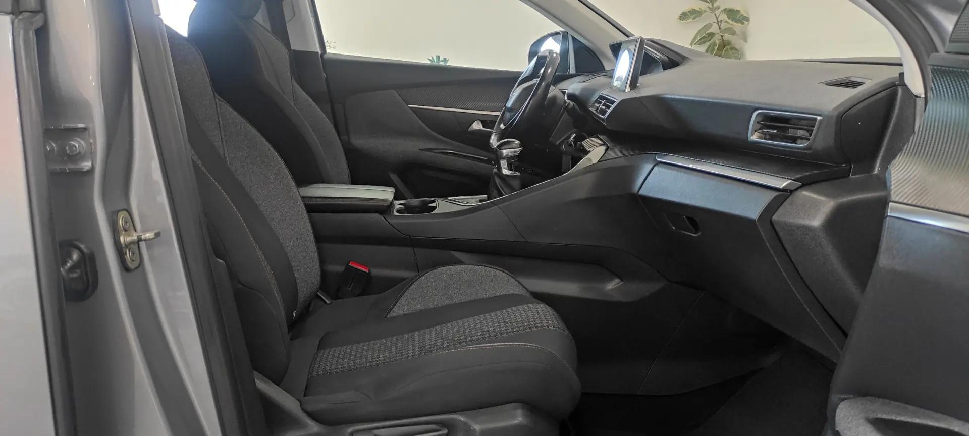 Peugeot 3008 1.5 BlueHDi Active 22