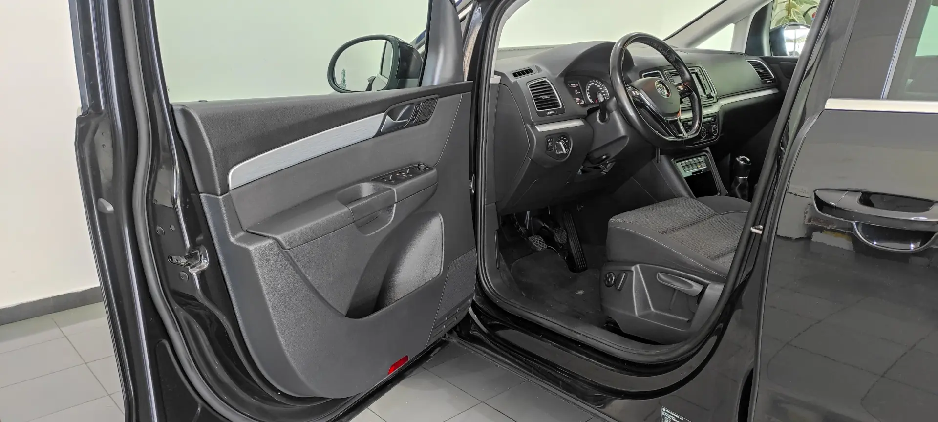 Volkswagen Sharan 2.0 TDI Trendline 15