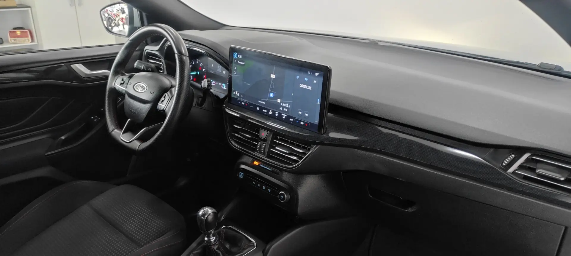 Ford Focus 1.0 EcoBoost MHEV ST-Line 7