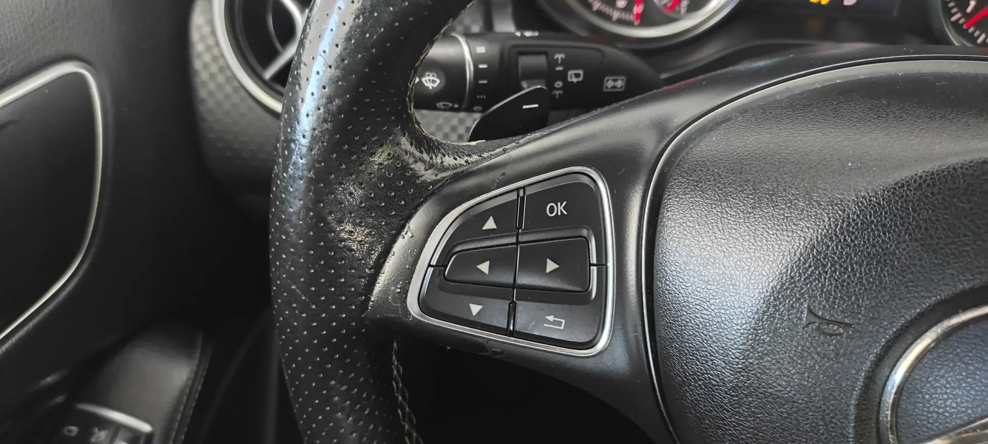 Mercedes-Benz A 160 7G-DCT 38