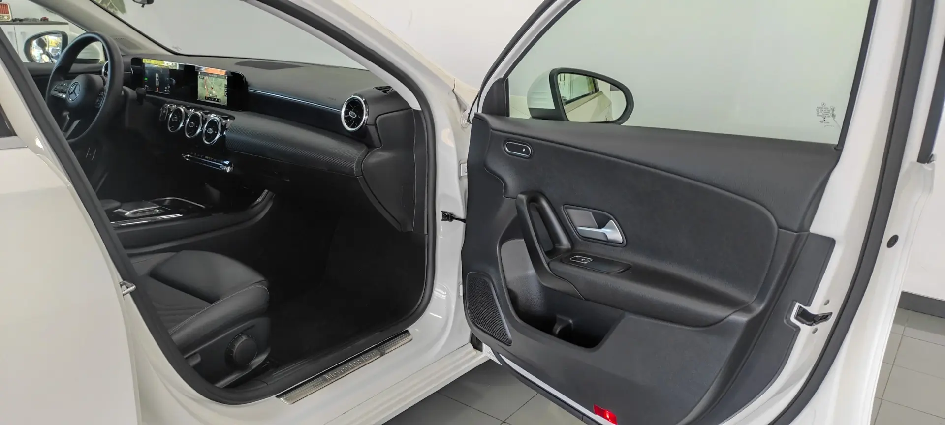 Mercedes-Benz A 250 A 250e 22