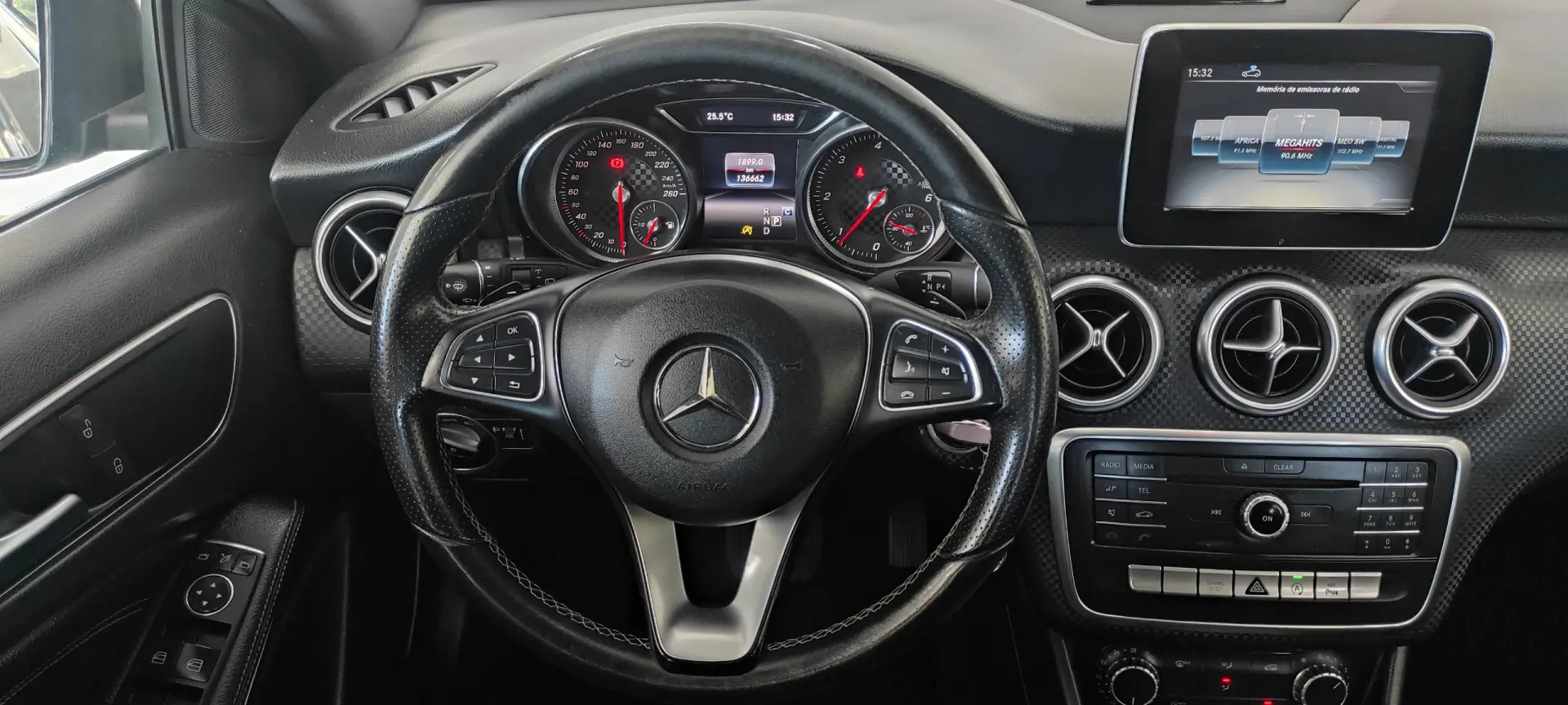 Mercedes-Benz A 160 7G-DCT 9