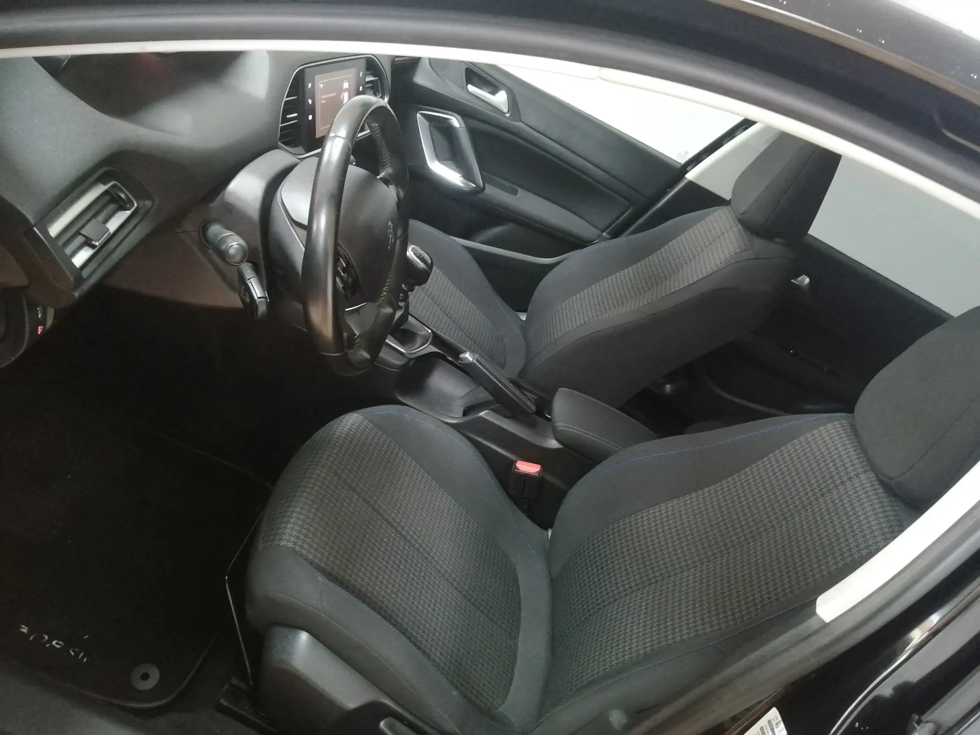 Peugeot 308 1.5 BlueHDi Style 9