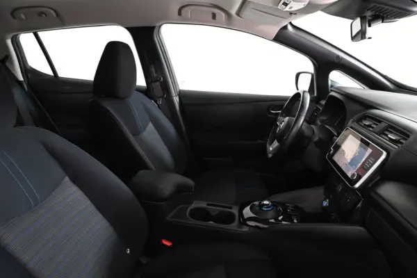 Nissan Leaf Acenta 27