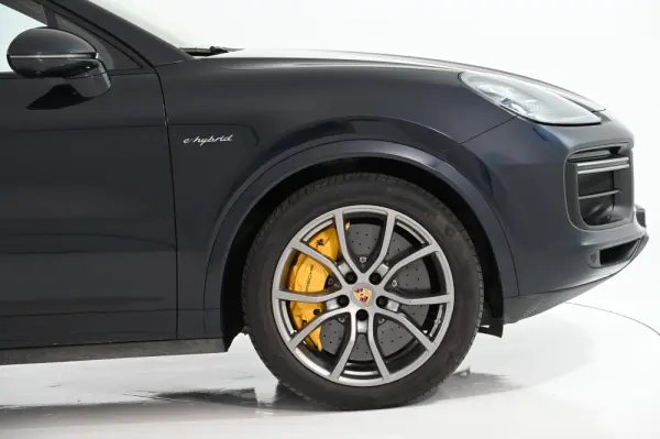 Porsche Cayenne Coupé Turbo S E-Hybrid 14