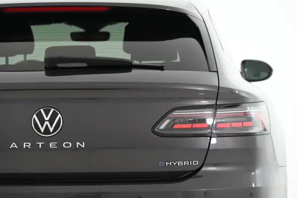 Volkswagen Arteon 1.4 TSI eHybrid Elegance 9