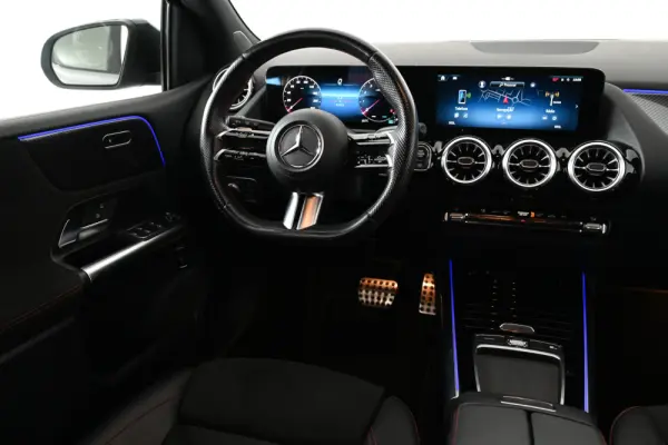 Mercedes-Benz B 200 AMG Line Aut. 12