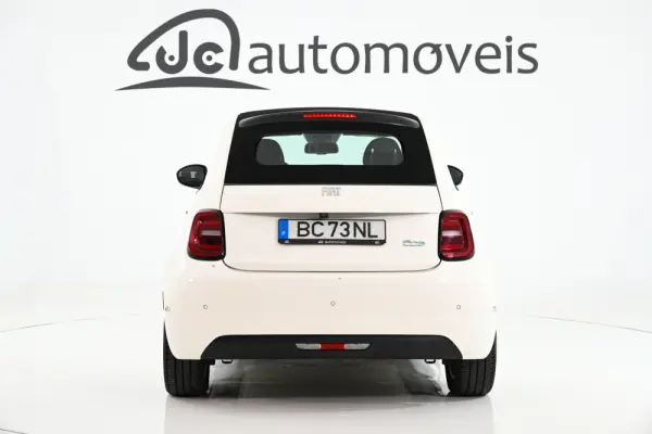 Fiat 500e C Icon 8