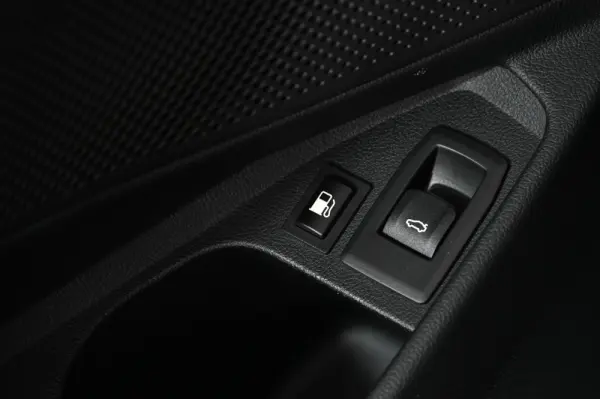 BMW 320 e Auto 40