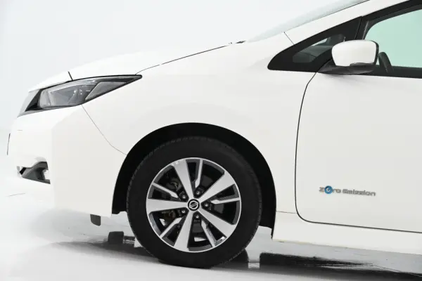 Nissan Leaf Acenta 13