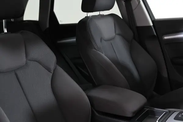 Audi Q5 2.0 TDI Sport 30
