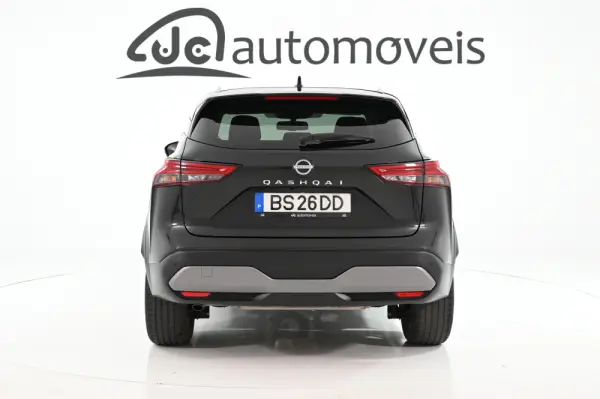 Nissan Qashqai 1.3 DIG-T N-Connecta 8