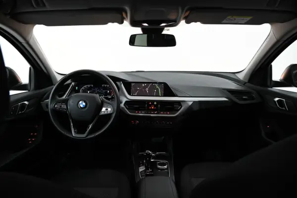 BMW 116 i Advantage Auto 13