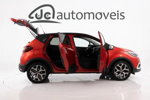 Renault Captur Outro 6