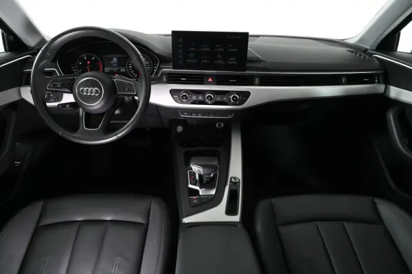 Audi A4 40 TDI S tronic 3