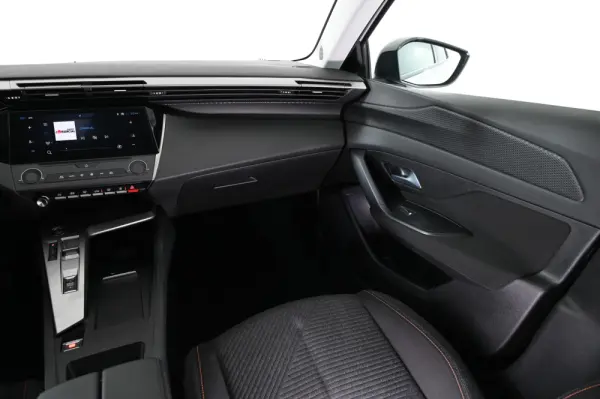 Peugeot 308 1.2 Hybrid Style e-DCS6 16