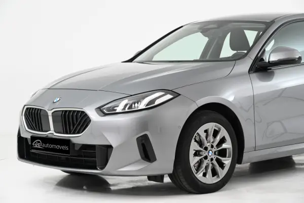 BMW 116 Standard 11