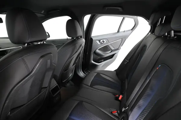 BMW 118 i Corporate Edition Auto 4