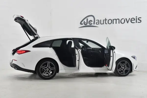 Mercedes-Benz CLA 180 d Shooting Brake AMG Line Aut. 6