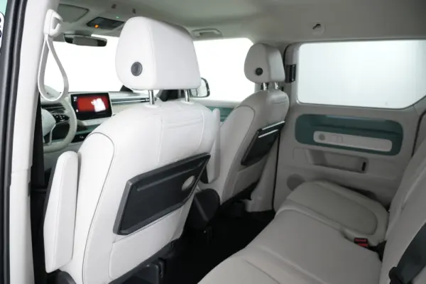 Volkswagen ID.Buzz Pro 42