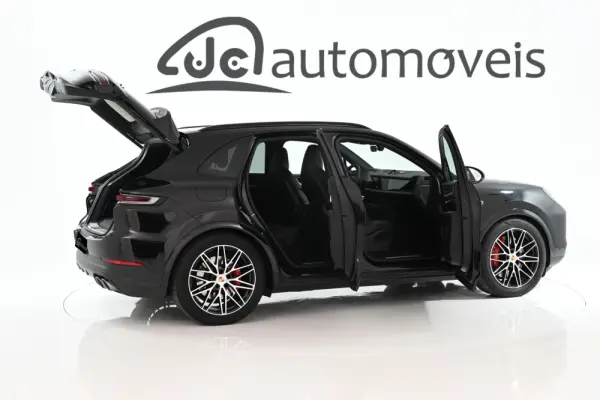 Porsche Cayenne S E-Hybrid Black Edition 5