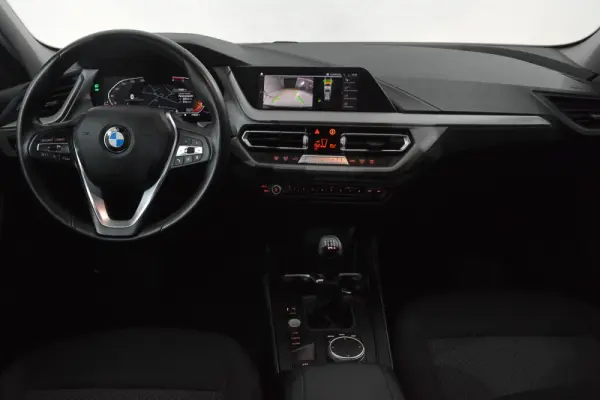BMW 116 i Advantage 3