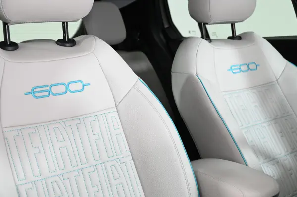 Fiat 600e 54 kWh La Prima 24