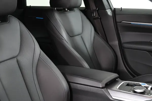 BMW i4 M50 22