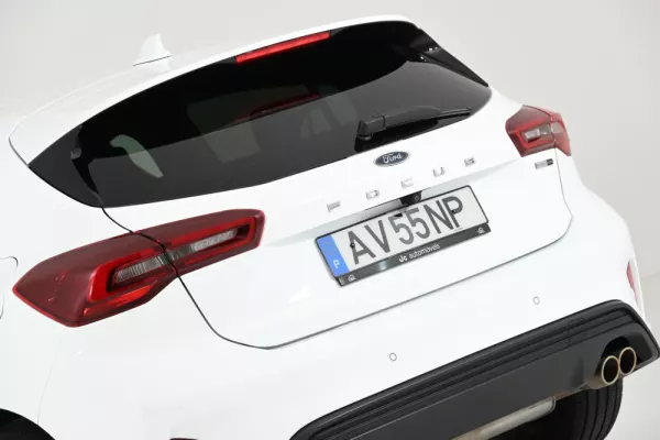 Ford Focus 1.0 EcoBoost MHEV ST-Line X 10