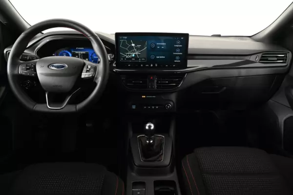 Ford Focus 1.0 EcoBoost MHEV ST-Line X 18