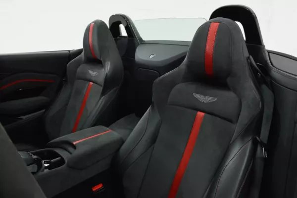Aston Martin Vantage Roadster V8 F1 Edition 25