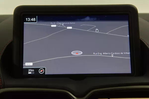 Aston Martin Vantage Roadster V8 F1 Edition 33