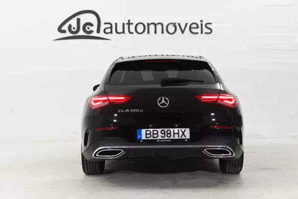 Mercedes-Benz CLA 180 7