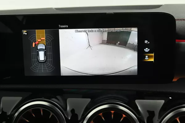 Mercedes-Benz CLA 180 16