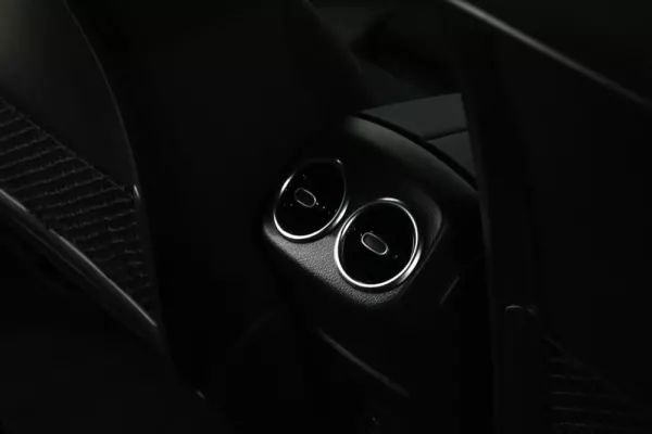 Mercedes-Benz CLA 180 24