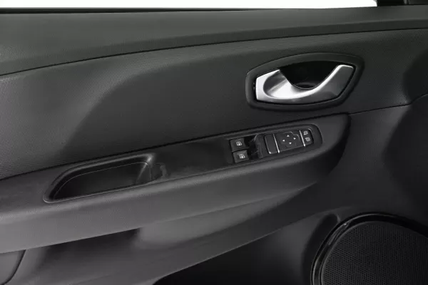 Renault Clio Sport Tourer 1.5 dCi Limited 13