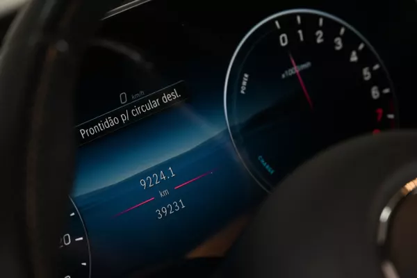 Mercedes-Benz E 300 21