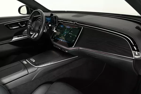 Mercedes-Benz E 300 26