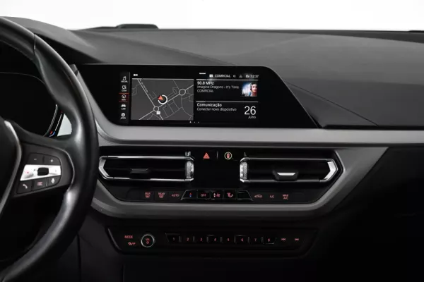 BMW 216 Gran Coupé d Advantage 22