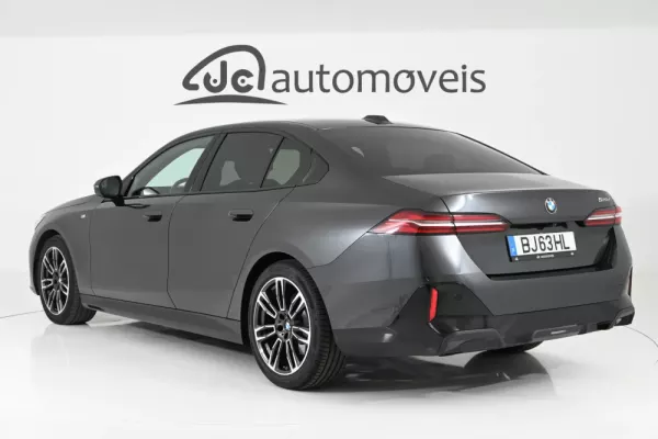 BMW 520 d Pack Desportivo M 2