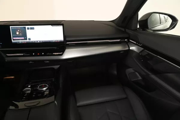 BMW 520 d Pack Desportivo M 16