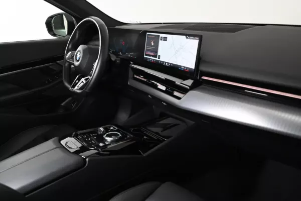 BMW 520 d Pack Desportivo M 28