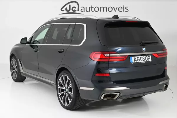 BMW X7 M50i 2